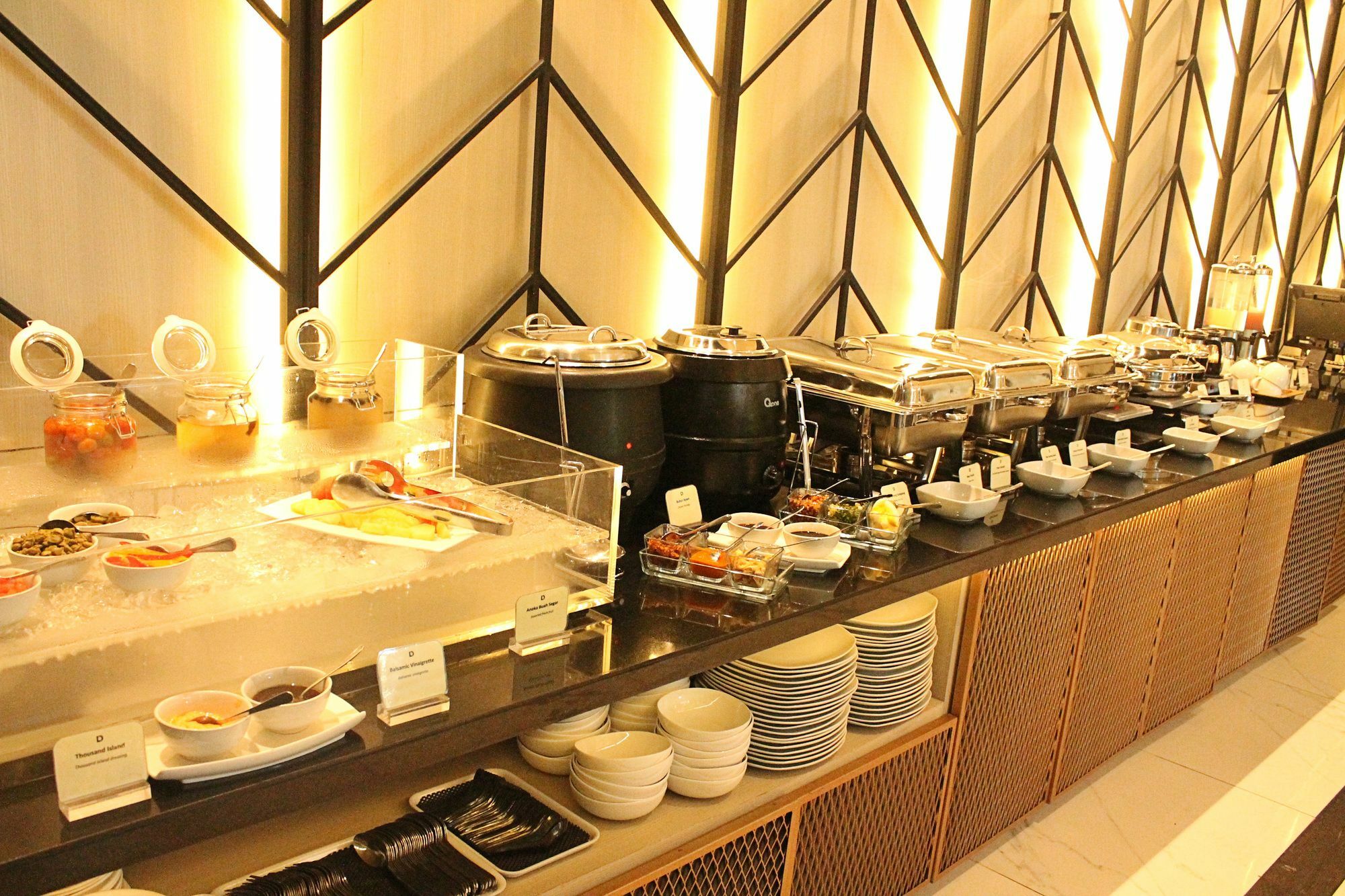 Delua Hotel Jakarta Exterior foto